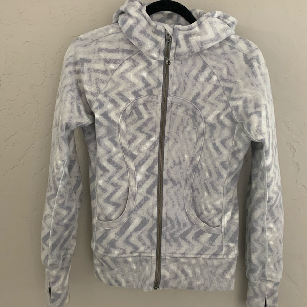 Lululemon Scuba Hoodie Size 4